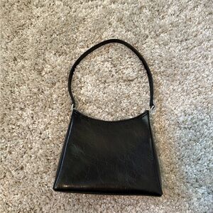Liz Claiborne Black Shoulder Bag Sleek Minimalist Design